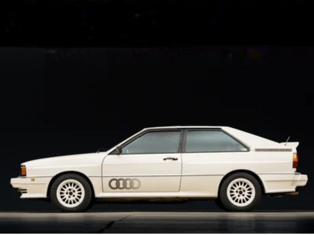 Quattro WR , Silhouette Metal Wall Art