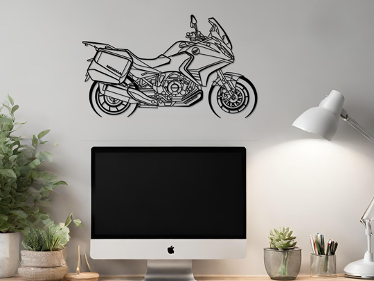 NT1100, Detailed Silhouette Metal Wall Art